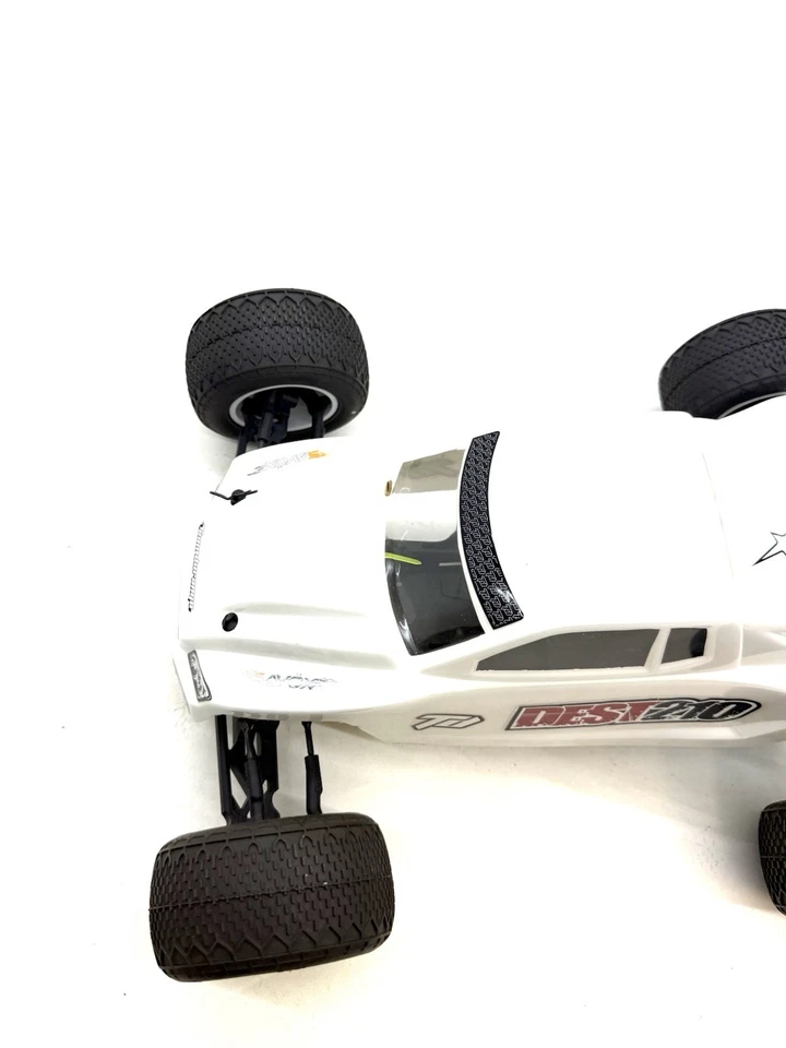 Team Durango 2WD DEST210 TD102010 1/10 RC Buggy Stadium Truck New Never Ran - Image 2 of 4