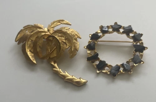 2 Vintage Brooches Palm Tree Tropical Black&grey Stone Gold Tone Costume Jewelry