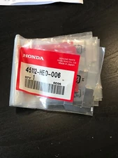 Honda FL 400 R  Pilot 89/90 45112HE0006 Retainer Bracket NOS