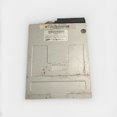 Compaq Samsung SFD-321B/LCPN2 3.5  1.44MB Floppy Drive 176137-F30 Untested