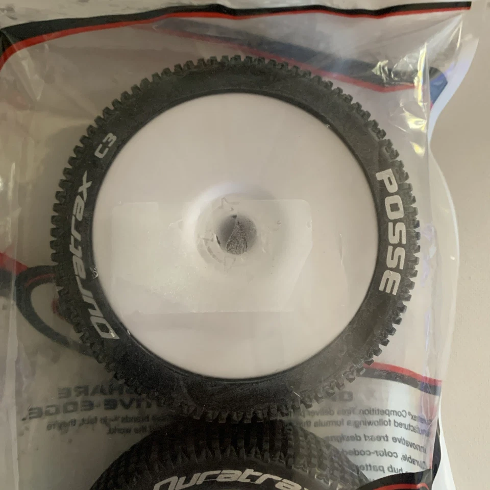 Duratrax Posse C3 Buggy White Mounted Wheels DTXC3631 NEW Open Package - Image 2 of 4