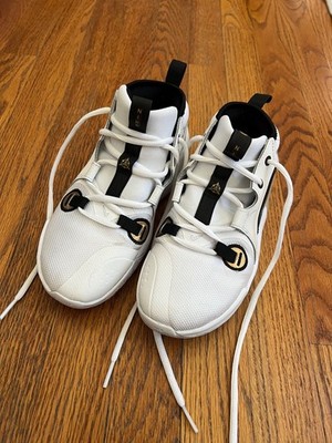 EUCNike Air Zoom Crossover 2 Mid White Metallic Gold - FB2689-100 Youth Size 4 Y