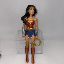 Mattle WONDER WOMAN 12” Doll Ww84 Battle Ready Lasso