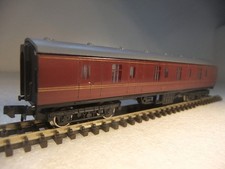 N gauge Farish  - Full Brake Coach Maroon M80723 - VGC unboxed
