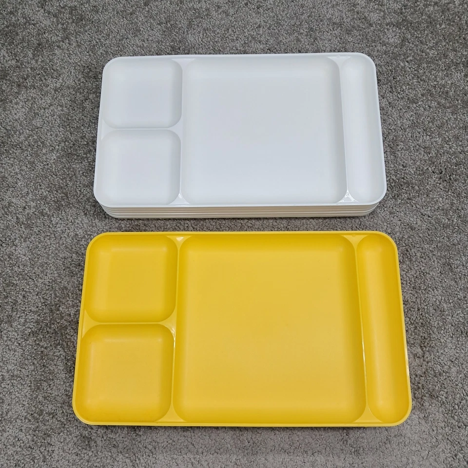 Vintage Tupperware Plates White and Yellow - Image 2 of 4