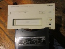 Pioneer LaserMemory CD-ROM Changer DRM-600 POWERS ON