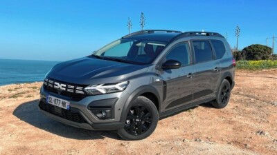 4 Winterkompletträder Dacia Jogger 6,5x16 4/100+Nexen 205/60R16 92 WingSnow  G3