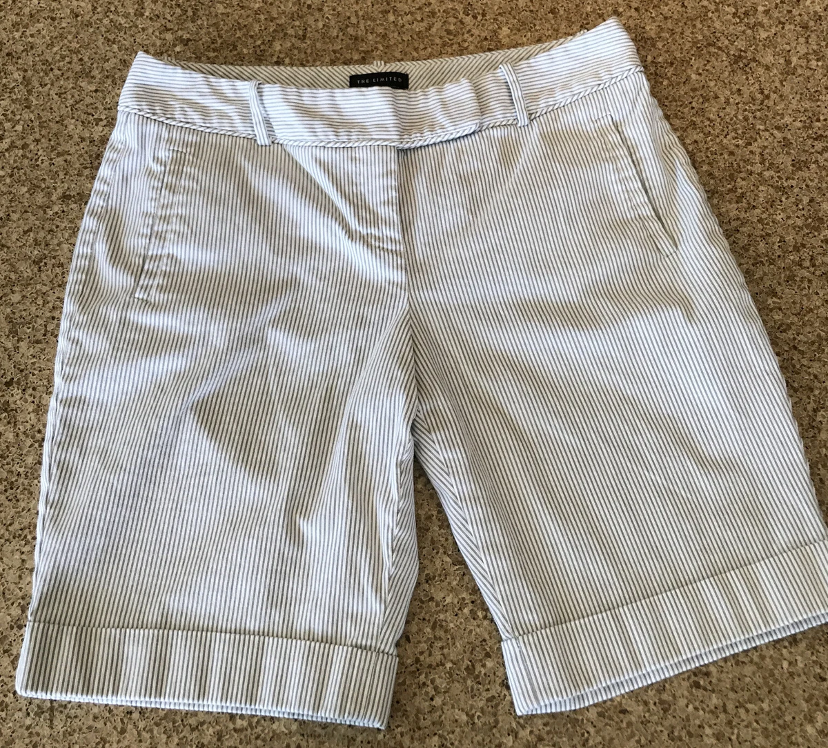 Limited Women s Bermuda Dress Shorts Sz 6 Gray White Seersucker Pinstripe