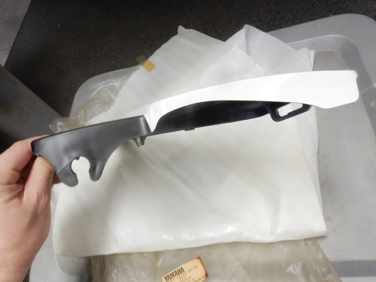 NOS Yamaha Clean White Right Side Cover 1980-1981 MX175 2N4-21721