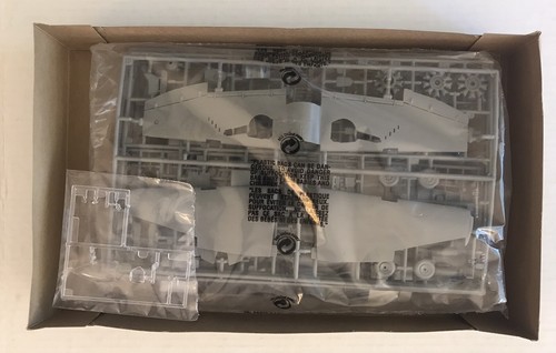 Revell Monogram Pro Modeler 1/48 Airplane Kit P-47N Thunderbolt 85-5929 NOB 1997 - Picture 2 of 12