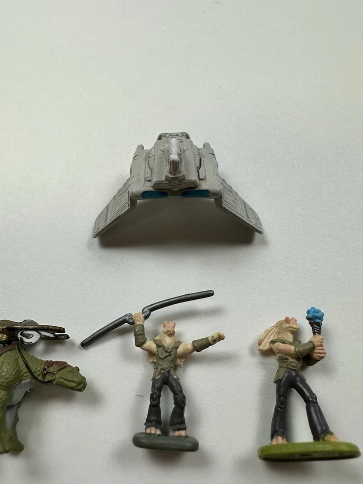 Micro Máquinas Star Wars Lote de 8 Figuras Galoob Vinatge Gunan Imperial Shuttle Foto 2 de 4