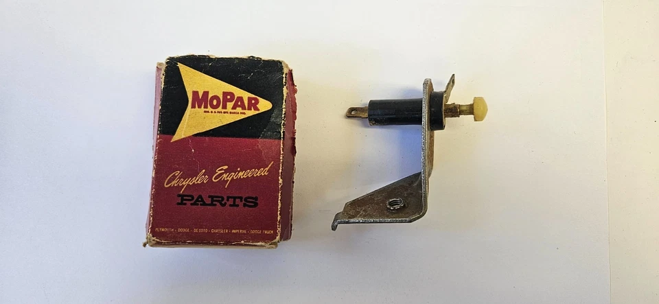 1962-1966 Plymouth Chrysler Dodge B & C Body Brake Light Lamp Switch 2580998 NOS - Image 2 of 4