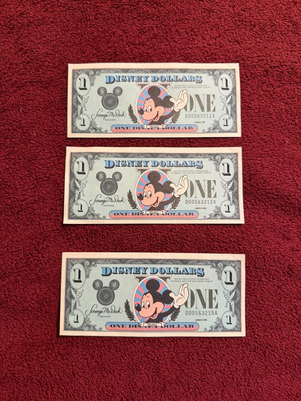 3x 1988 $1 Disney Dollar Notes ~ Two Are Consecutive!