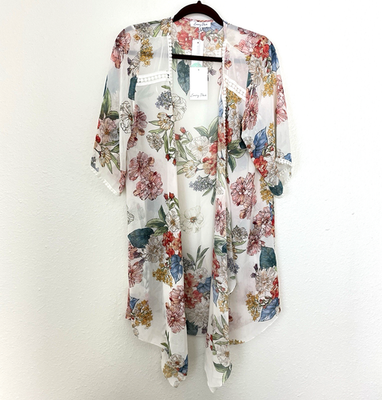 #ad Emory Park Landy Crochet Trim Kimono Size Medium Floral Off White Flowy NEW $8.79