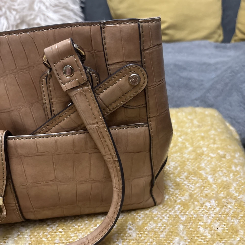 Vintage Liz Claiborne Faux Croc Patent tan Handbag Gold Satchel - Image 4 of 4