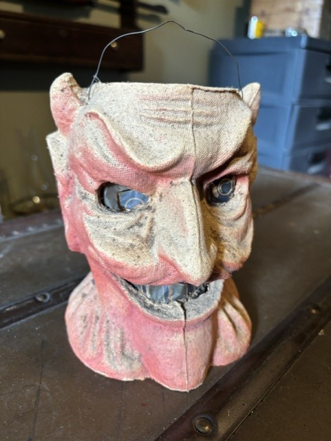 RARE HALLOWEEN PAPER MACHE PULP RED DEVIL JACK-O-LANTERN F.N. BURT
