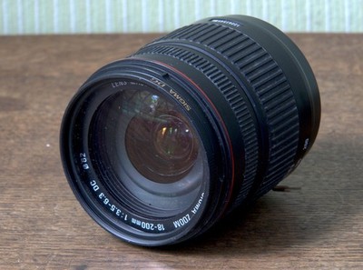 Sigma DC 18-200 mm F/3.5-6.3 DC Objektiv, für Sony/Minolta