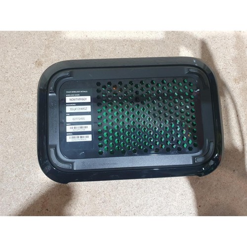 Sky Now TV Hub 2.0 NR801 Broadband Router Black Wireless Dual-Band 2x LAN Ports - Picture 6 of 7