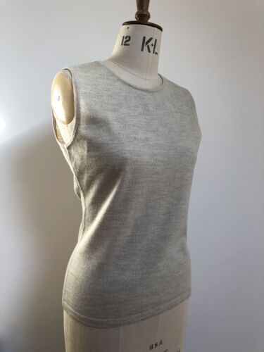 Mulberry XL Gilet Jumper Top 100% Merino Wool Knit New With Tags Cream Beige - Picture 3 of 12