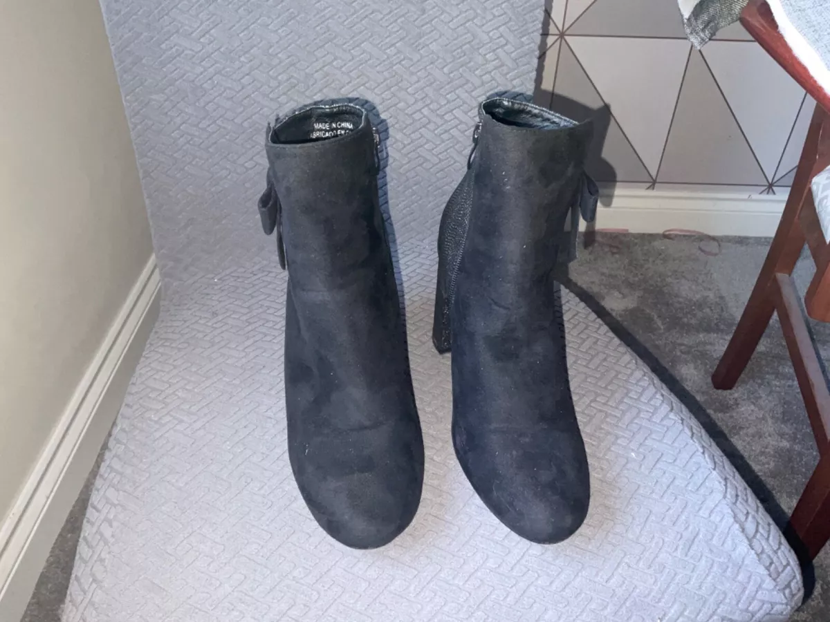 Quiz ankle cheap boots