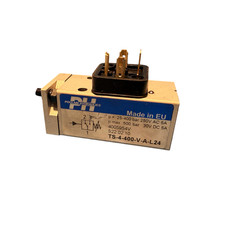 Poclain Hydraulics TS-4-400-V-A-L24 / 4005954V Pressure switch - Used