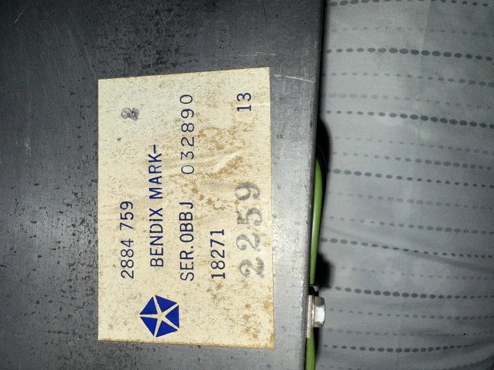 1970-74 PLYMOUTH CUDA DODGE CHALLENGER AM RADIO AAR R/T SE BARRACUDA Solid State - Image 4 of 4