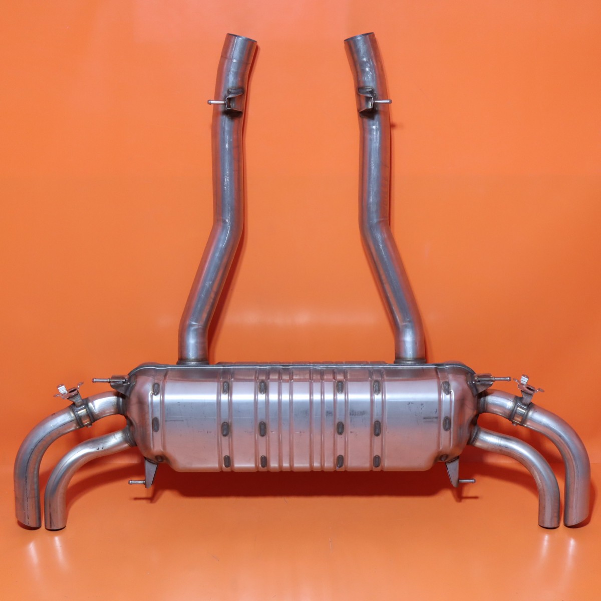 Rolls-Royce Cullinan 2019-2024 Muffler P/N 8685587
