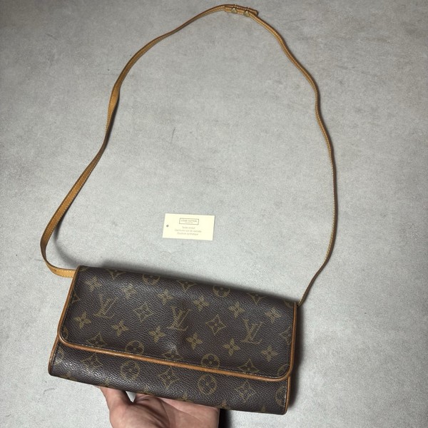 LOUIS VUITTON LV Pochette Twin GM Monogram Canvas Clutch/Shoulder Bag