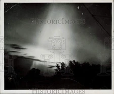 1950 Press Photo Scenic view of Aurora Borealis captured by John Ridell