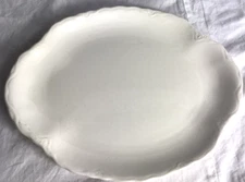 P2 Vintage Oval Ivory Scalloped Edge 12 Inch Platter Vintage Mid Century Usa