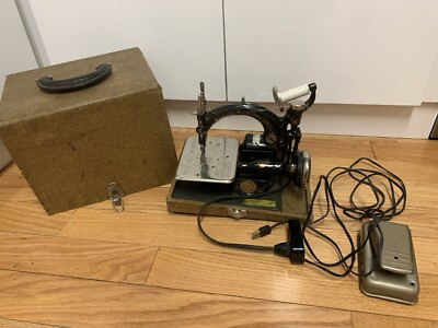 Antique 1899, Willcox and Gibbs Sewing Machine with Case | eBay