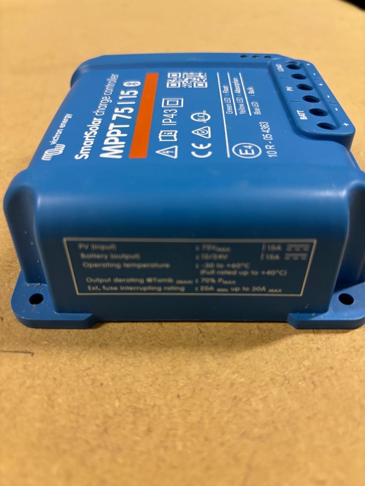Victron Energy SmartSolar MPPT 75/15 Solar Charge Controller