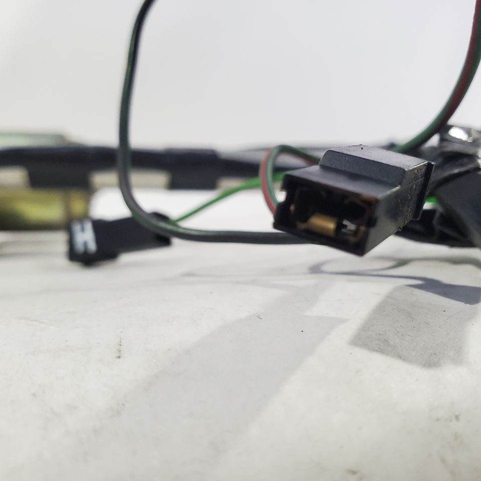 Used Antenna fits: 1991 Bentley TURBO R  Grade A