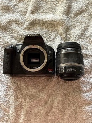 Canon EOS Rebel XSi 12.2MP DSLR w/ EF-S 18-55mm Lens