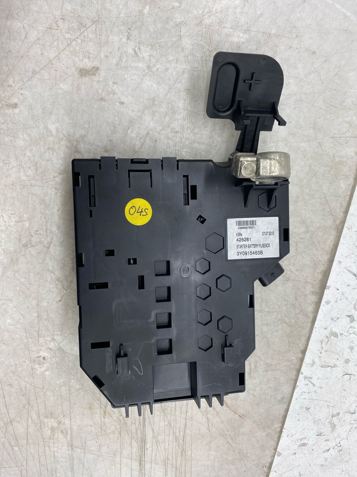2010-2020 BENTLEY MULSANNE OEM RIGHT STARTER BATTERY FUSE BOX 3Y0915463