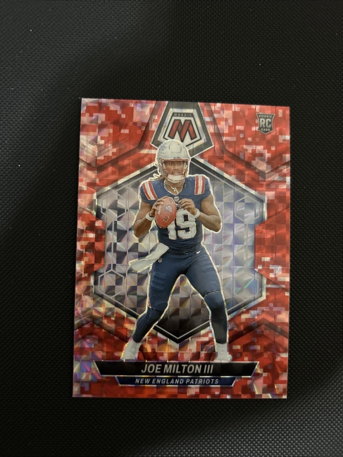 2024 Panini Mosaic - Rookies Joe Milton III #397 Red Camo Mosaic Prizm (RC)