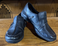 Clark  s Women  s Black Leather Loafers Size 7W