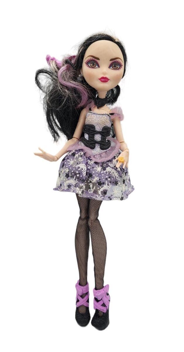 Royal Duquesa Swan - Ever After High - Mattel - WMB Store