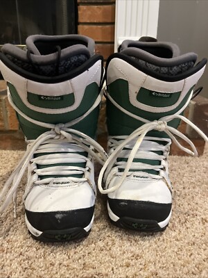 Thirty Two Snowboard Boots~ Lashed ~ Size 6 ~ Read