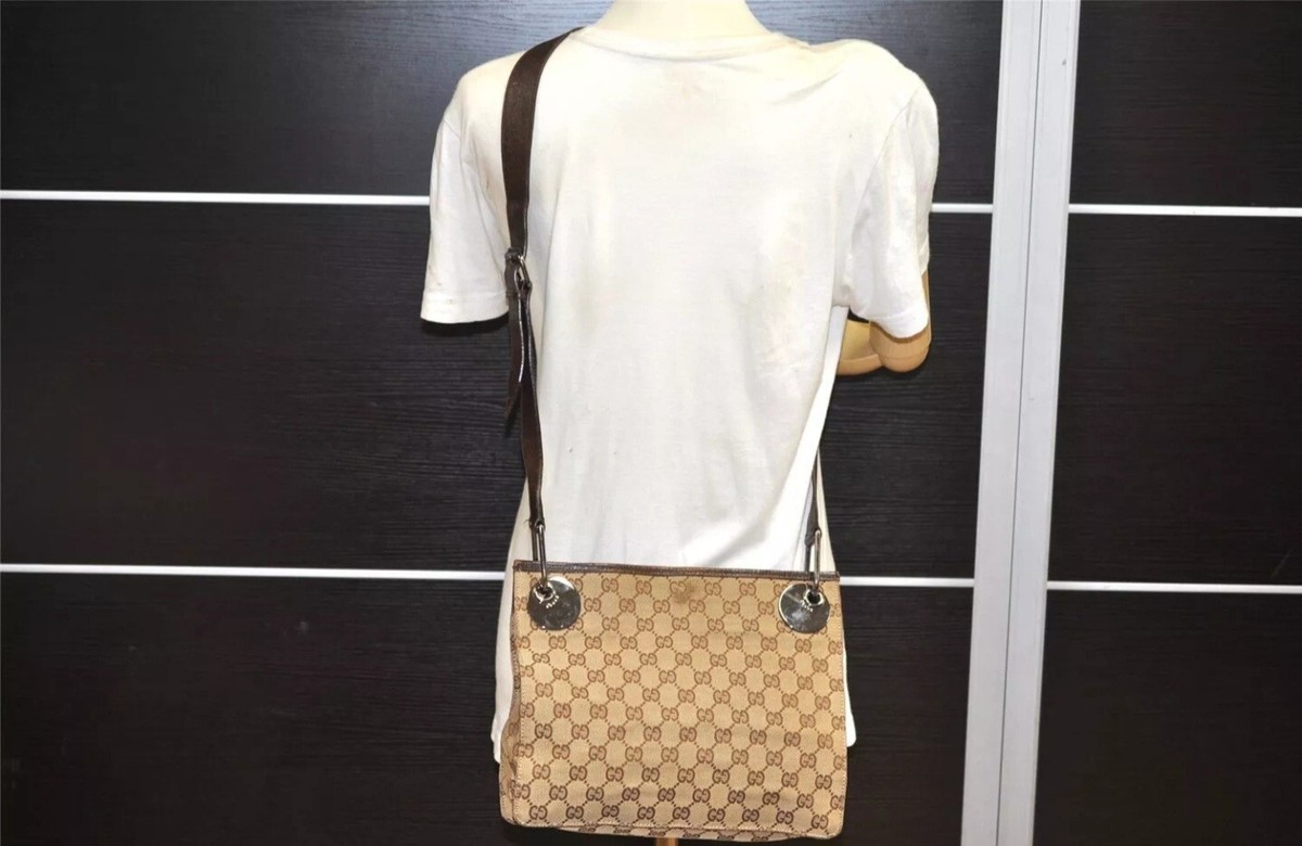 ? Authentic GUCCI Eclipse Shoulder Cross Bag GG Canvas Leather 