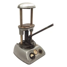 Fisher Scientific Benchtop Hydraulic Heated Lab Press, 1.5 ton *No Heater*