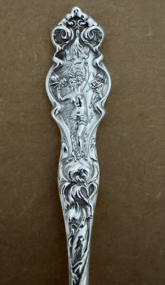 "ART NOUVEAU WALLACE IRIAN 6"" CUCHARA DE FRUTA ESTERLINA O CÍTRICOS PIEZA ANTIGUA ESTADO CRUJIENTE" Foto 2 de 4