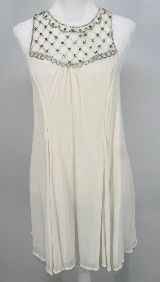 Kimchi Blue size SMALL Urban Outfitters Glynda Beaded Dress white embellished - Image 3 of 4