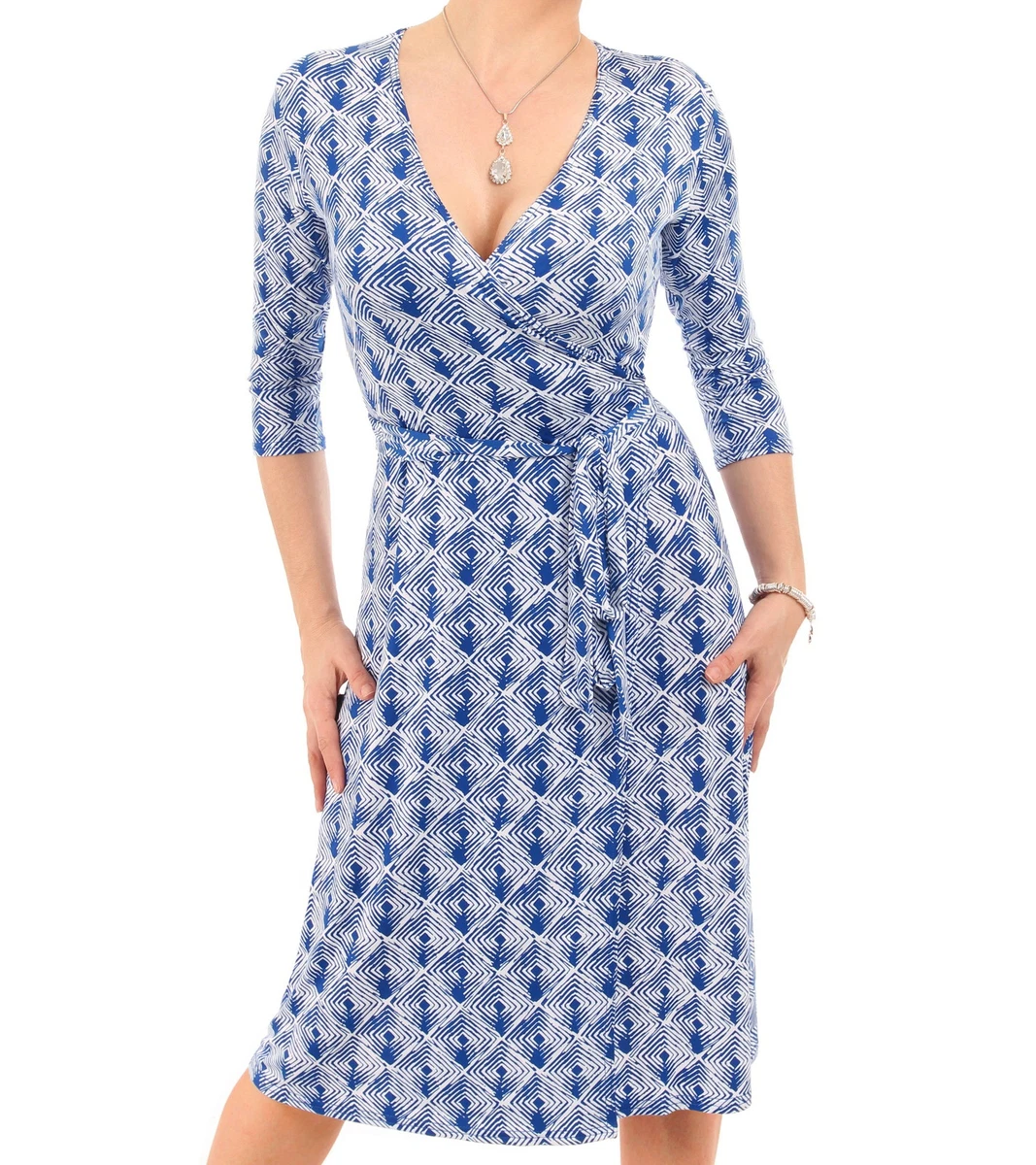 Wrap dress 3 4 length best sale sleeve