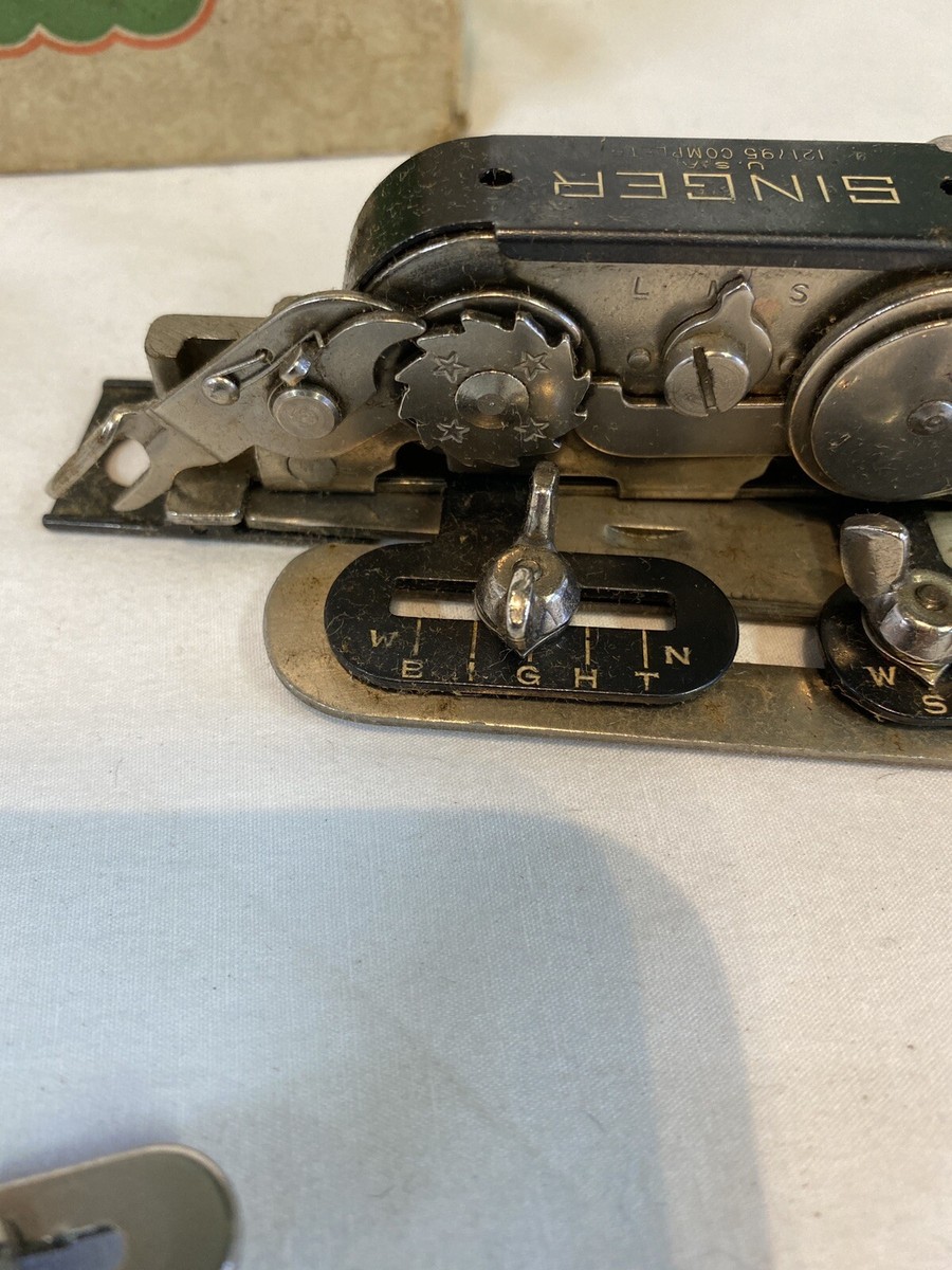 Vintage SINGER Lock Stitch Sewing Machine Buttonhole Attachment