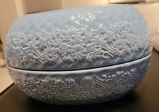 Temp-tations by Tara "Bouquet" Oval Covered Baking Dish Blue Basket Weave Floral