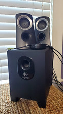 Logitech Z313 2.1 Multimedia Speaker System/ Compact Subwoofer 2 Speakers