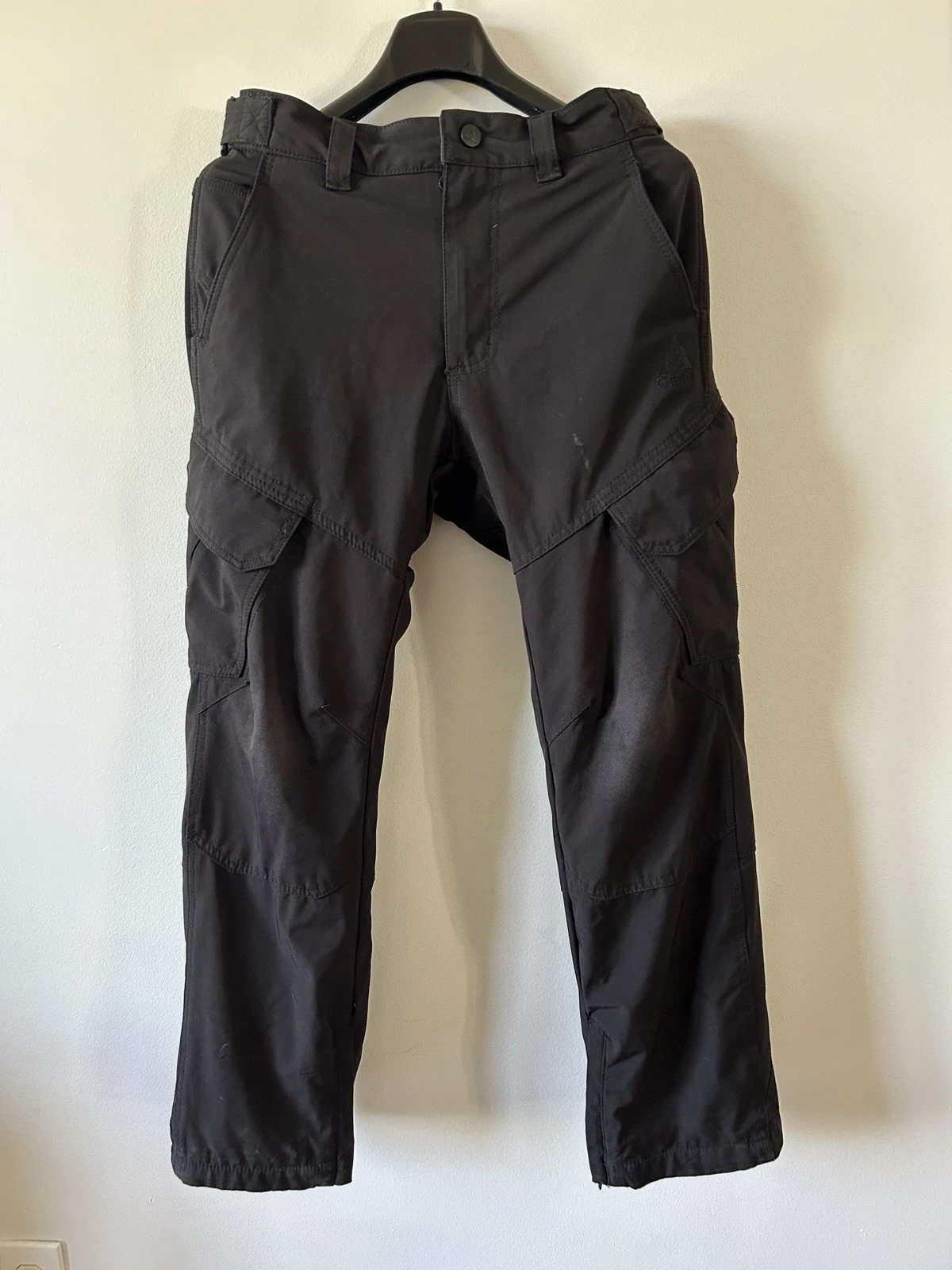 GERRY Men’s Small Black Snowboard/Ski Pants Light Knee Wear, Overall Great