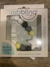 Nibbling Stellar Dummy Clip, Black/White/Yellow   Star