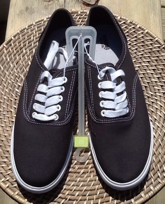 mossimo tennis shoes